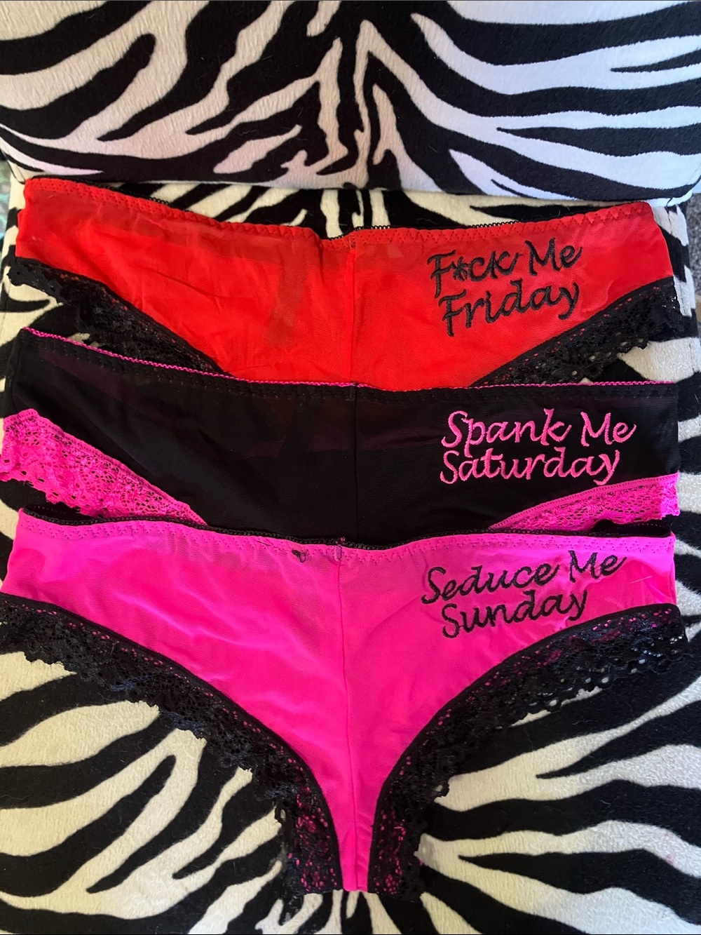 3 Pair Of DREAMGIRL Cheeky Weekend Saying Panties Size: Small